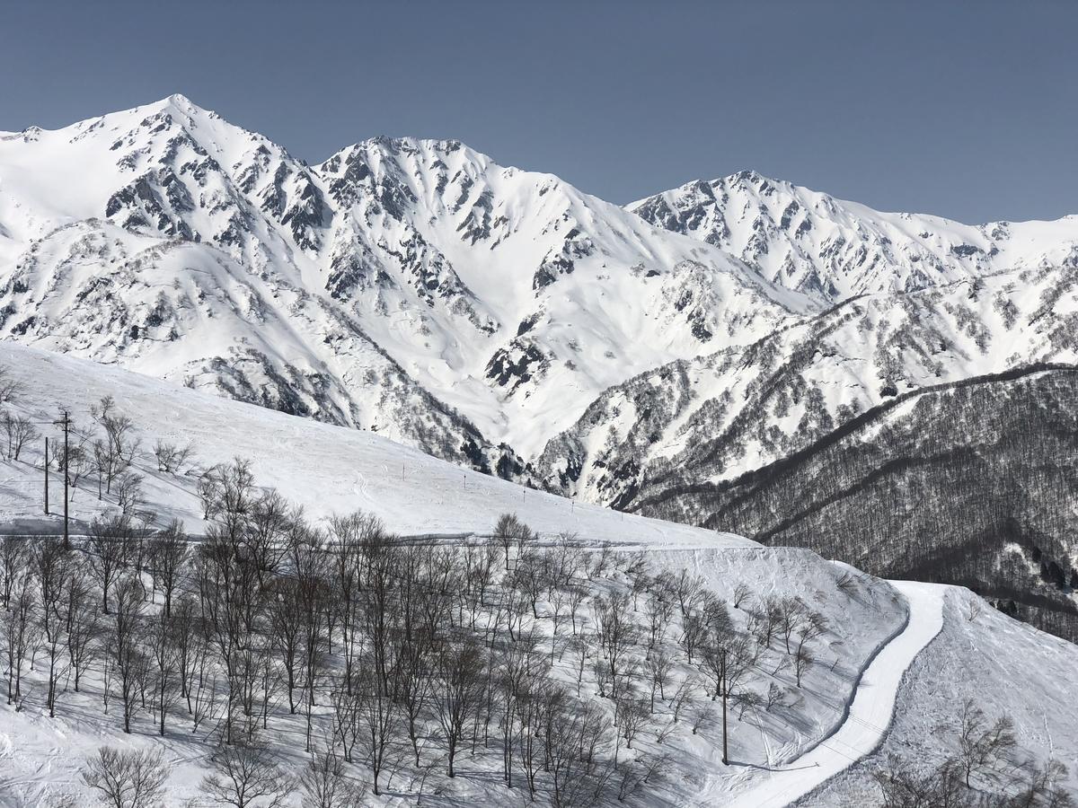 Hakuba Landmark Iwatake Lodge Exterior photo
